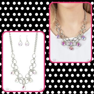 2/$10 Paparazzi Show-Stopping Shimmer - Multi Necklace